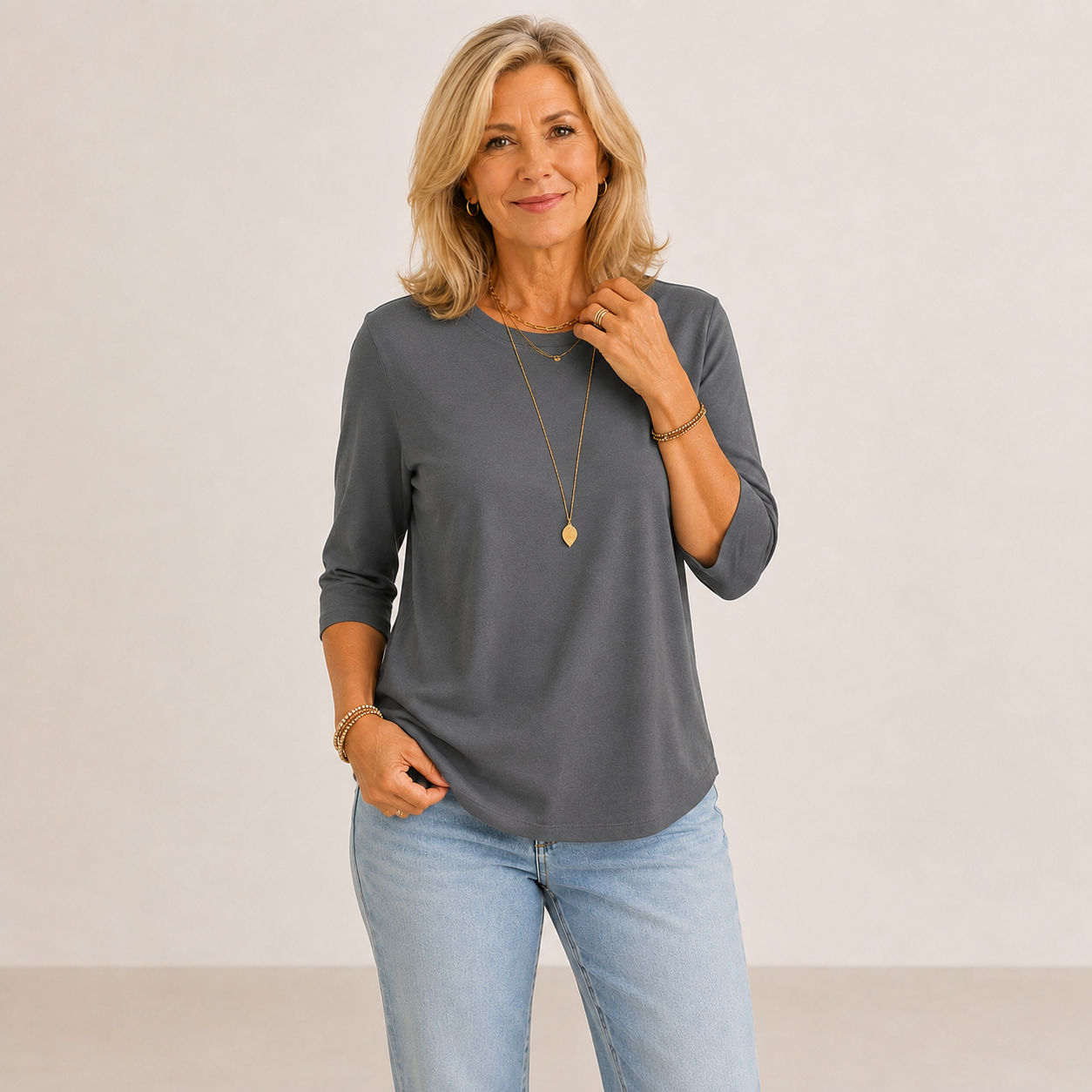 Valeria | Camiseta Cómoda de Corte Favorecedor.