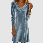 Amora | Elegant Velvet Dress