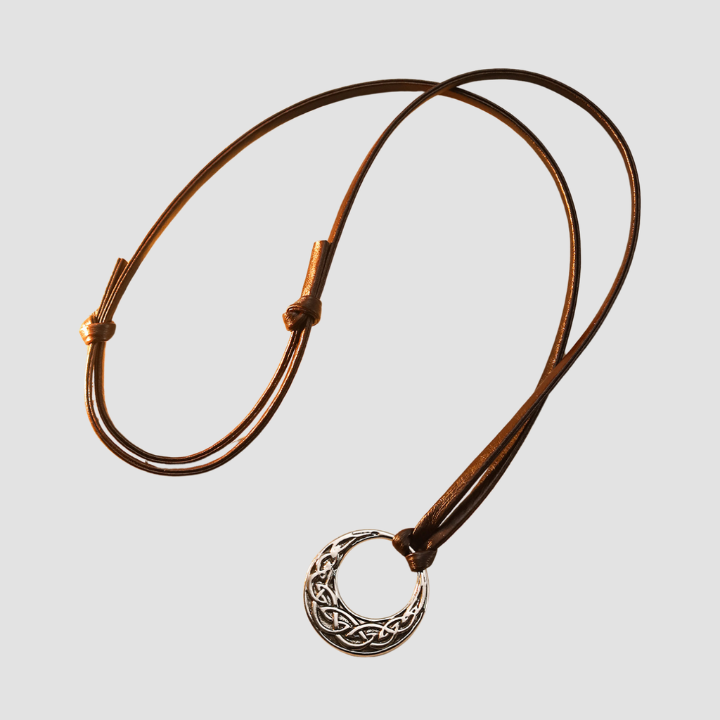 Elio | Nordic Ethnic Round Necklace