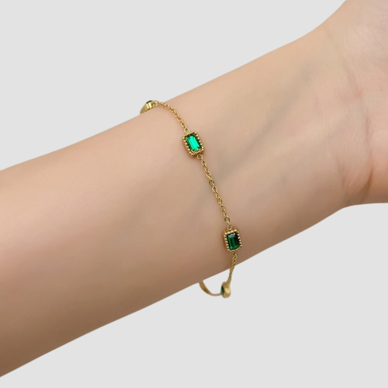 Lea | Clavicle Necklace