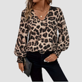 Lara | V-neck Leopard Shirt