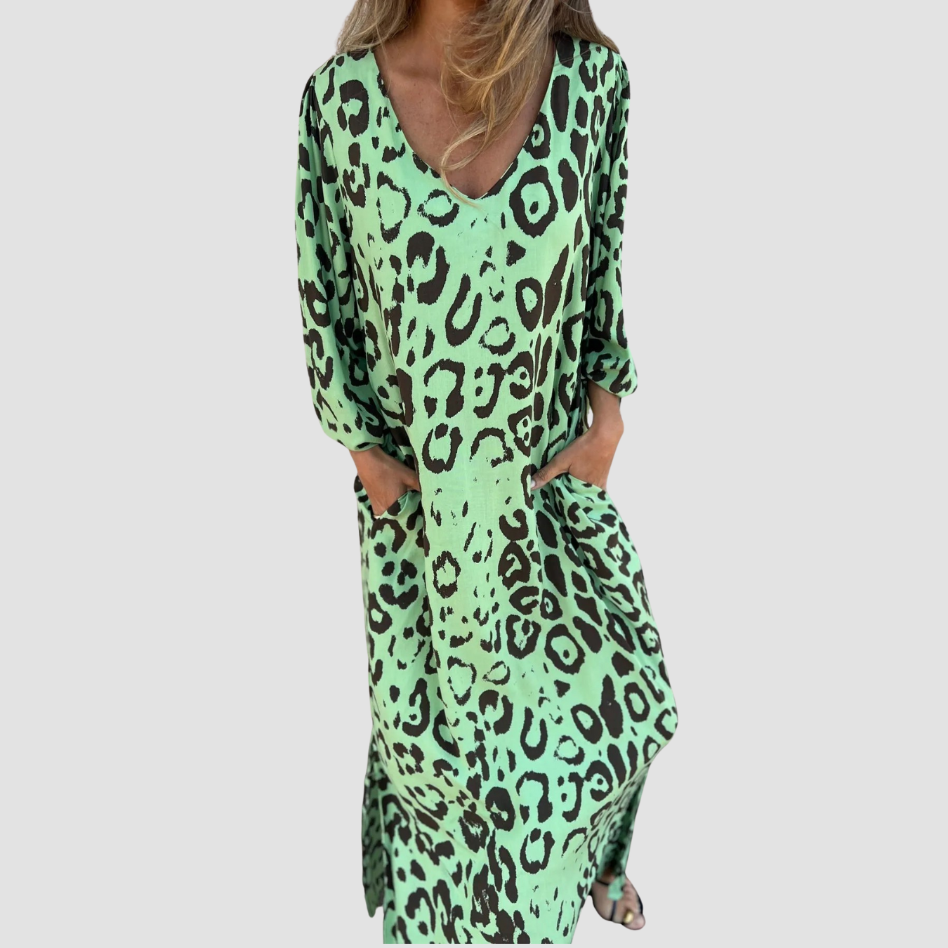 Novea | Leopard V-neck Dress