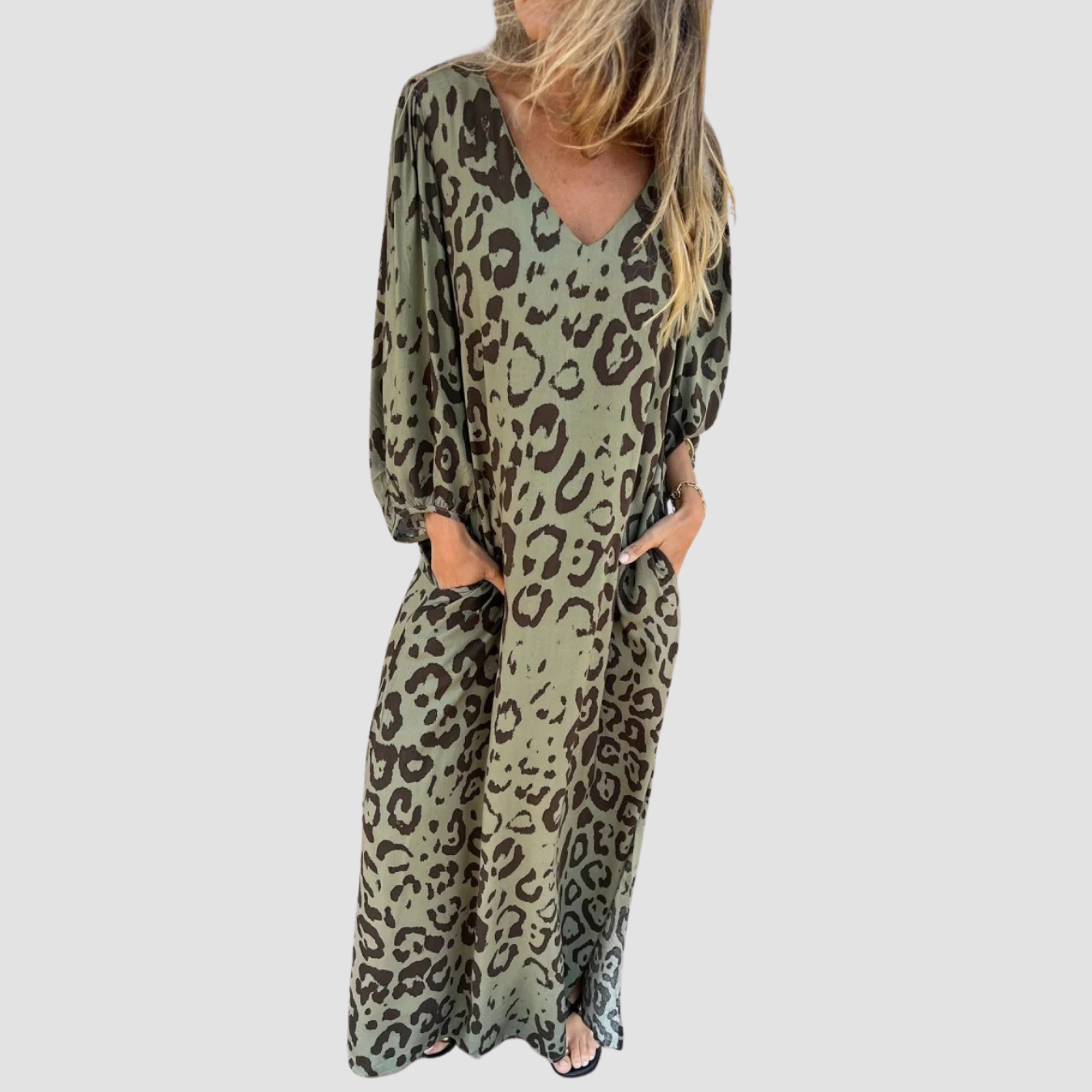 Novea | Leopard V-neck Dress