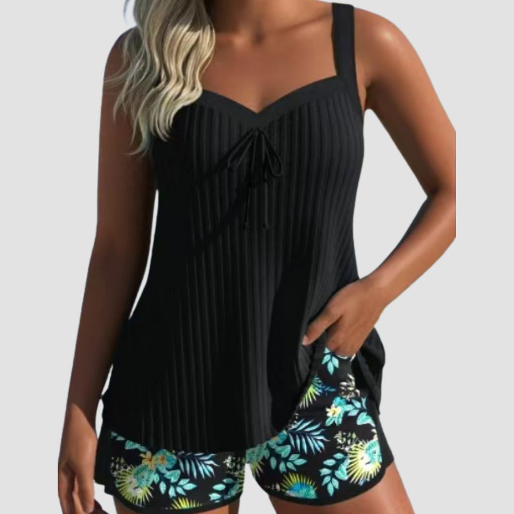 Carla | Traje de Baño de Rayas con Short de Playa