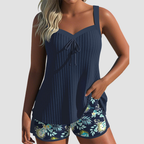 Carla | Traje de Baño de Rayas con Short de Playa