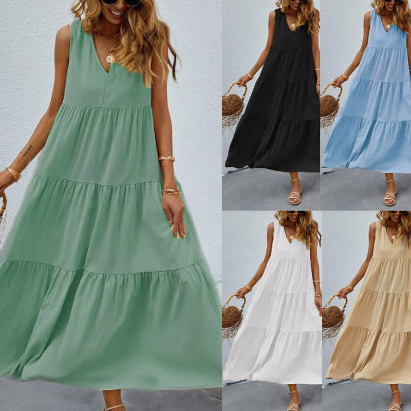 Amora | Sleeveless V-neck Dress